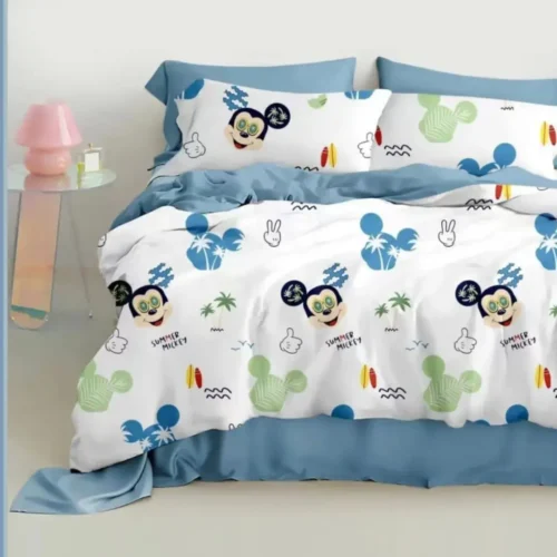 Make bedtime a cozy and delightful experience for your little one with our Kidish Single Bed Comforter.