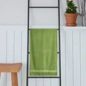 75x150cm,Color:Green,Collection:Eva,Net Quantity:1 N,Country of Origin:India,Manufacture and Marketed by:Creative Portico Pvt Ltd,Product:1 Bath Towel,Dimensions:Bath Towel: 90x180cm,Type:Bath,Material:Cotton,Set Size:Single Pc,Shape:Rectangular,Design:Solid
